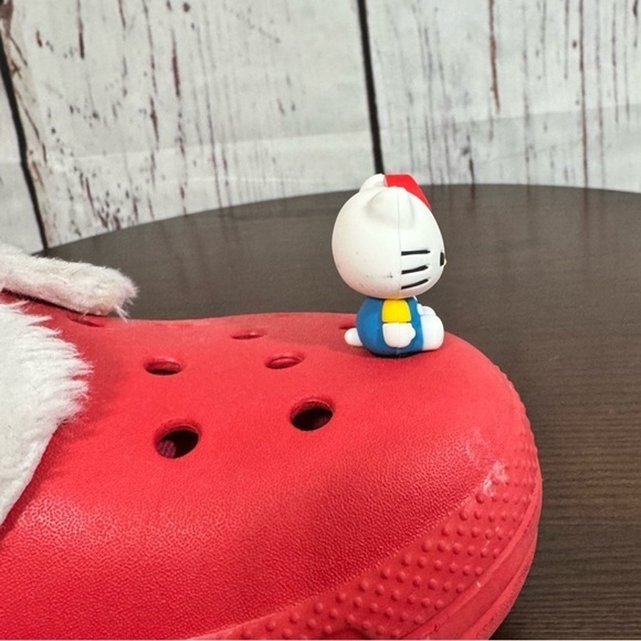 CROCS X HELLO KITTY jibbitz - Picture 8 of 10
